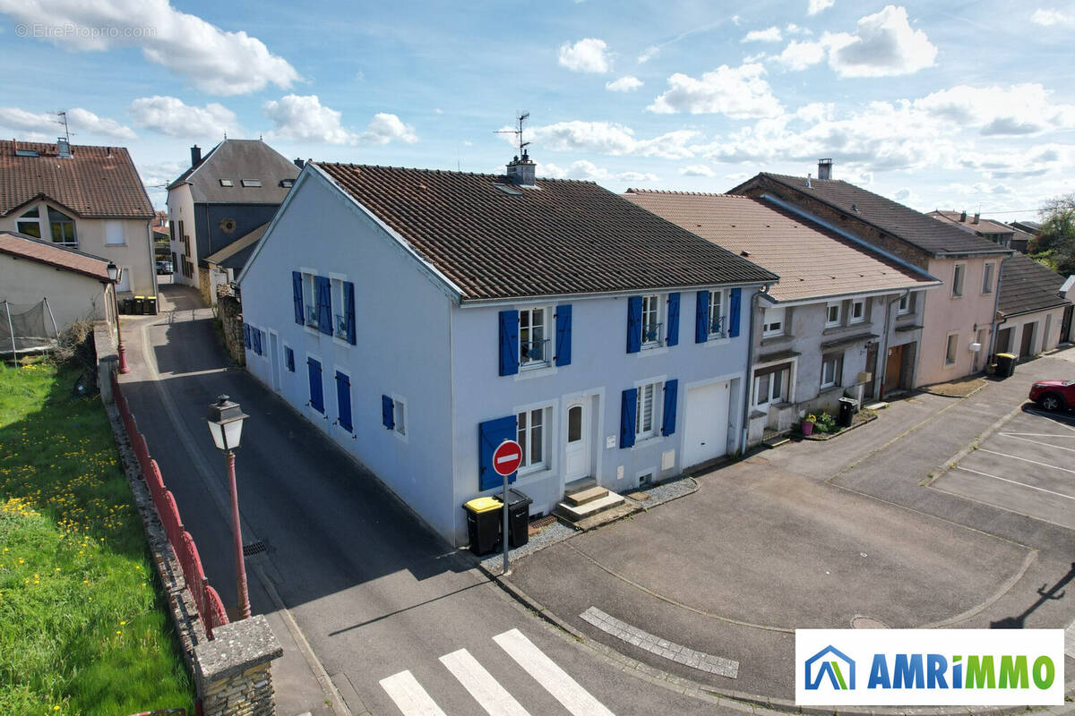 Appartement à VILLERS-LA-MONTAGNE