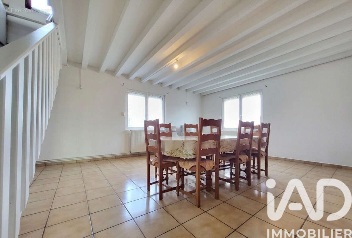 Photo 4 - Maison à MONTROND-LES-BAINS