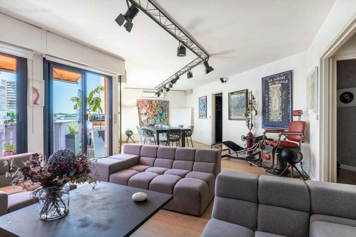 Appartement à CLICHY