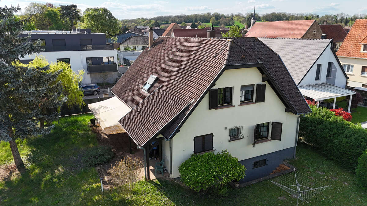 Maison à NIEDERHAUSBERGEN