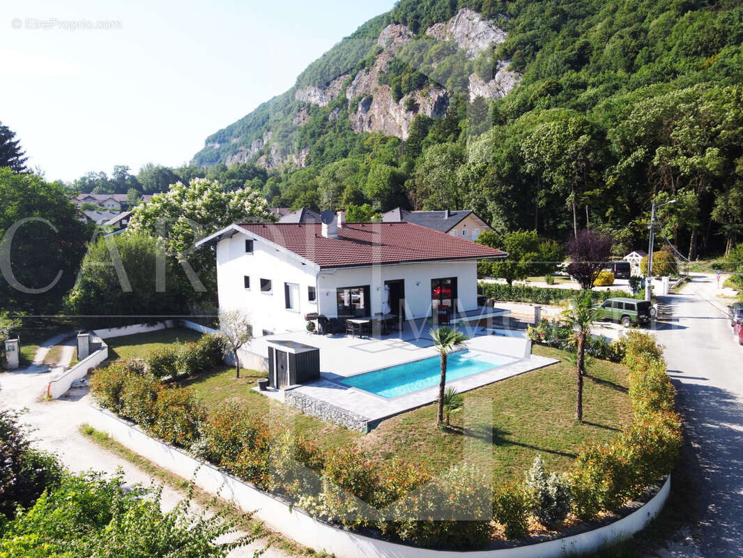 SILLINGY - Maison T4 + Appartement T3 197 m2 - photo 20