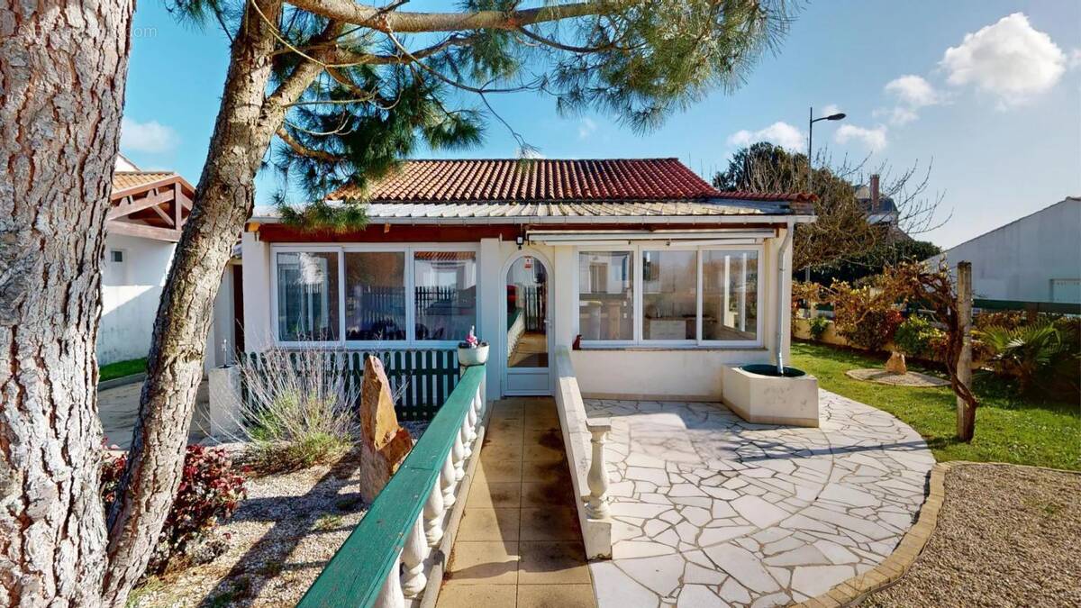 Maison à LONGEVILLE-SUR-MER