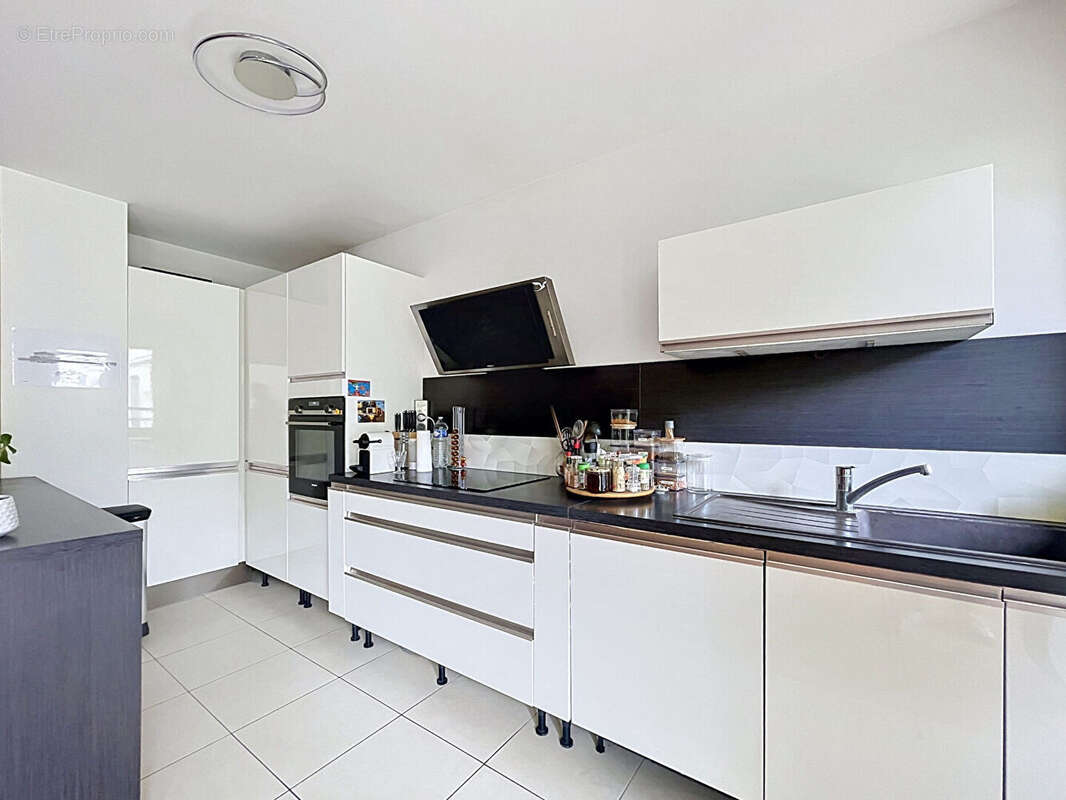 Appartement à LE PLESSIS-ROBINSON