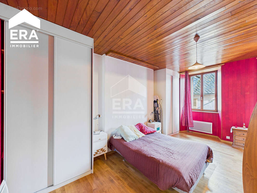 Maison à MARCILLAC-VALLON