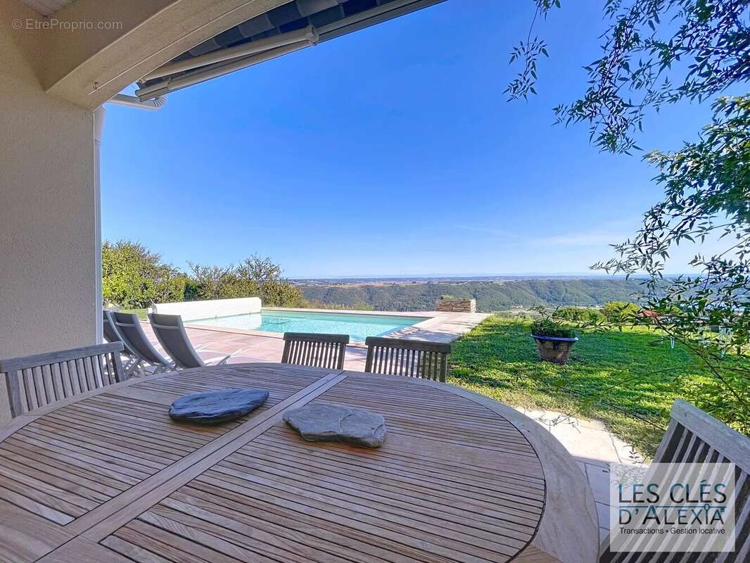 Maison à TUPIN-ET-SEMONS