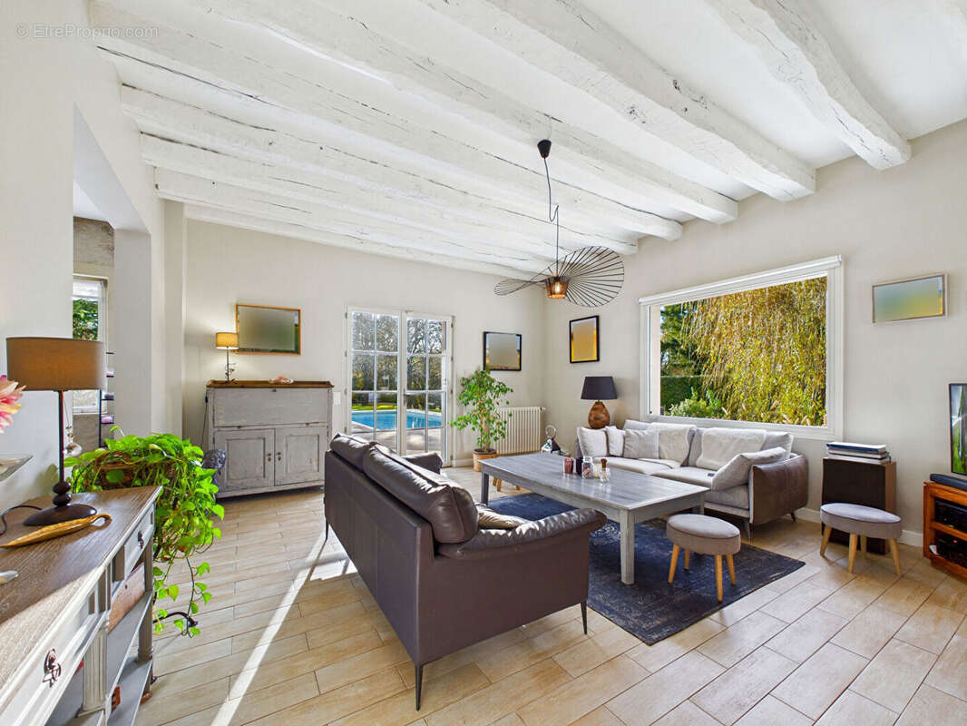 Maison à LA MEMBROLLE-SUR-CHOISILLE