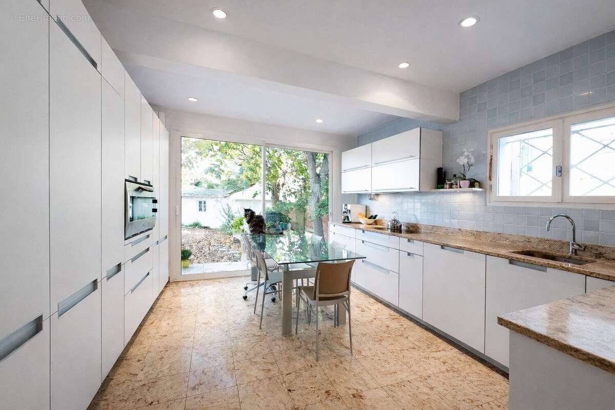 Maison à LE VESINET