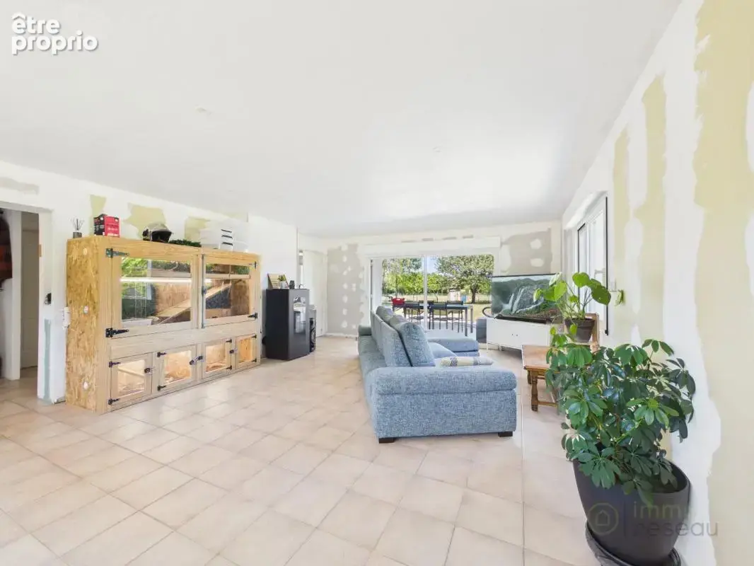 Maison 6 pièces 140 m² à vendre à Saint-Martial-De-Mirambeau (17150) - photo 6