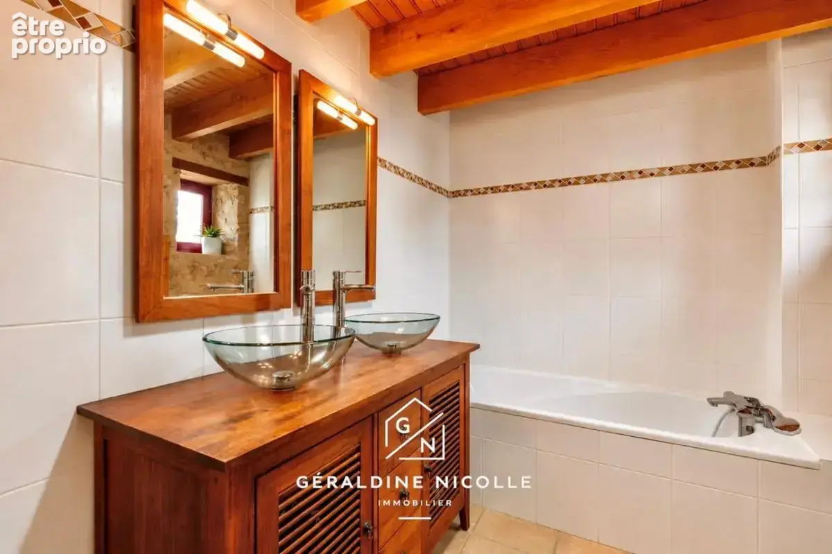 Maison en pierres - charme – centre-bourg de Ploeren – 170 m2 – 5 chambres - photo 10