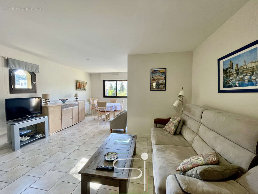 Royan   Pontaillac - appartement avec terrasse, garage et cave - photo 2