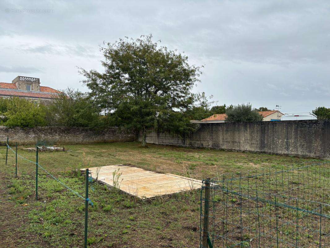 Terrain à LE CHATEAU-D'OLERON