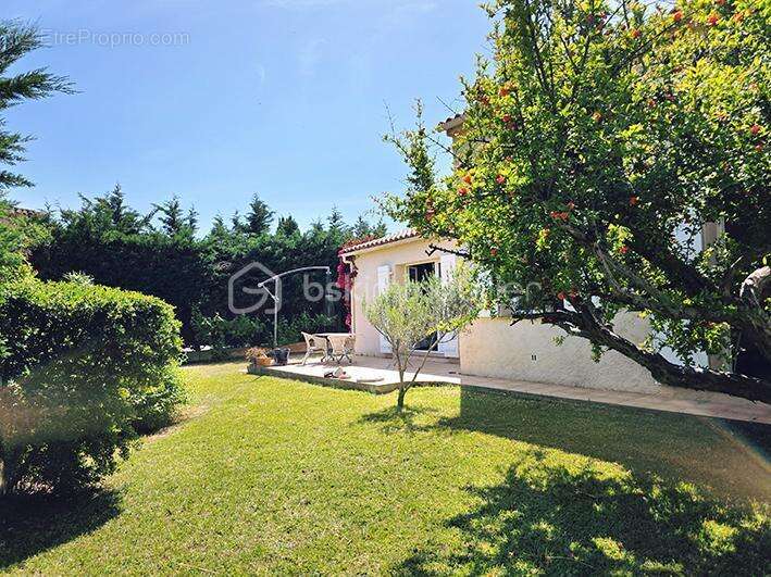 Maison à HYERES