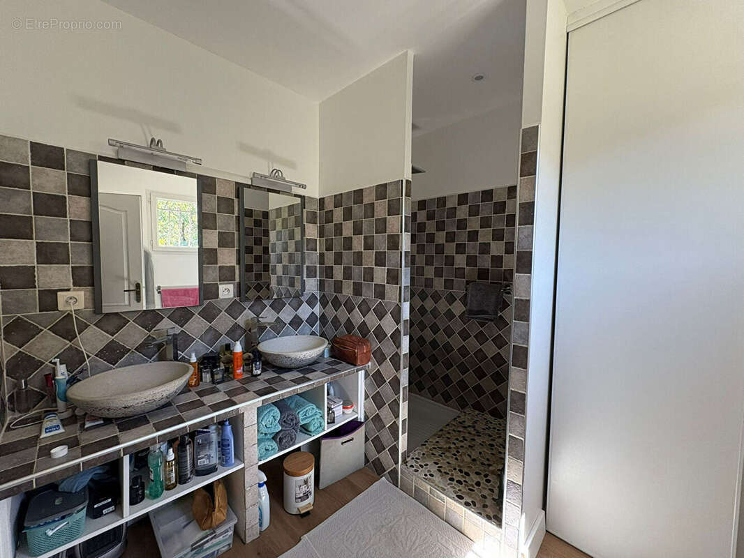 Maison à SAINT-MARTIN-DE-VALGALGUES