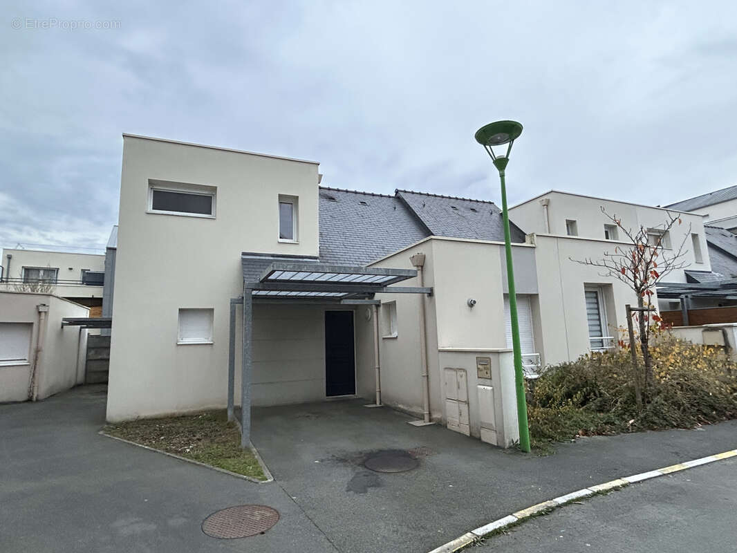 Maison à MURS-ERIGNE