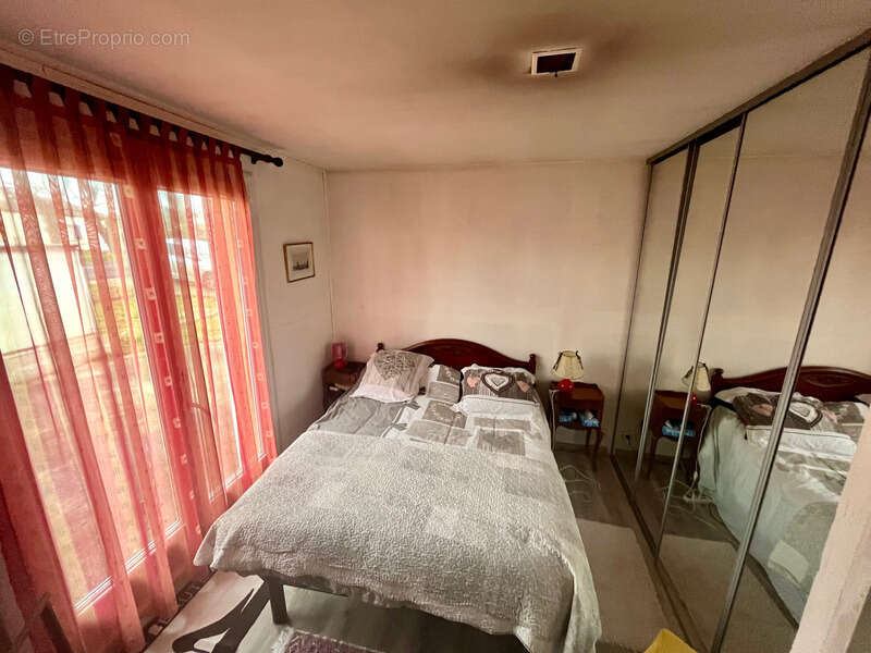 Maison à CHATEAU-GUIBERT