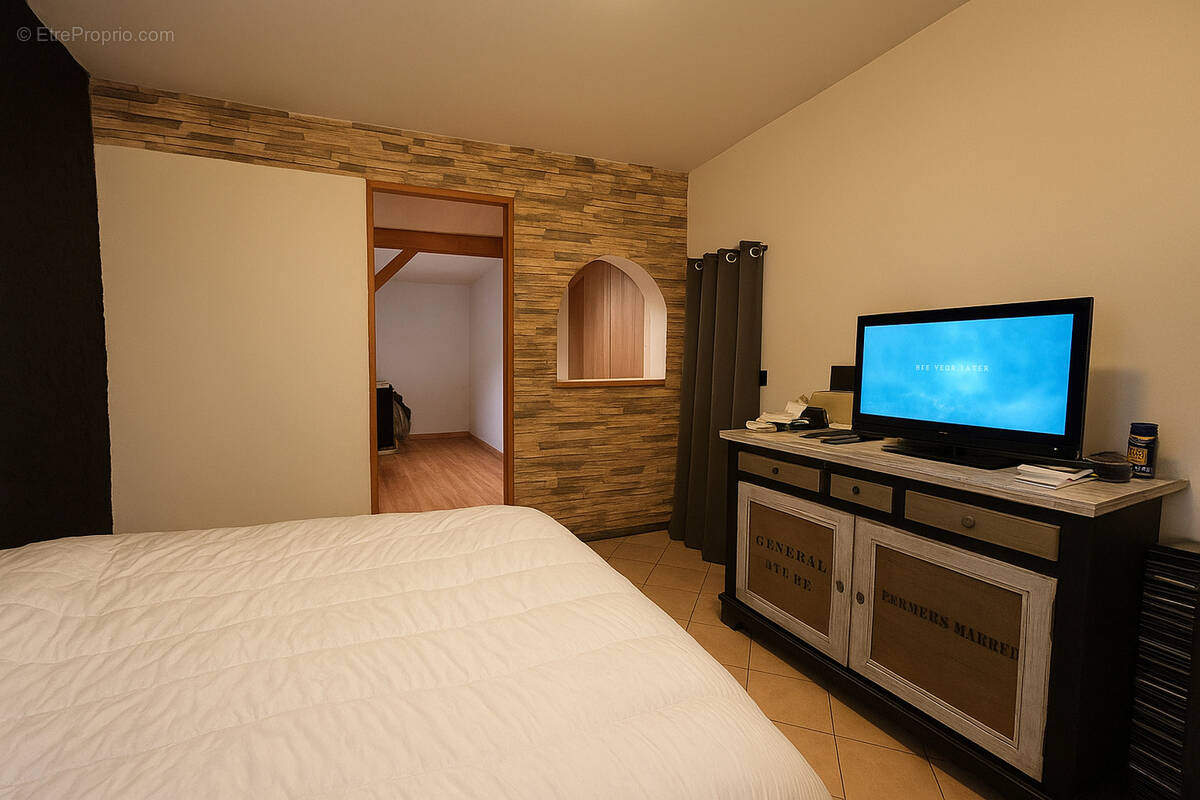 Appartement à BORNEL