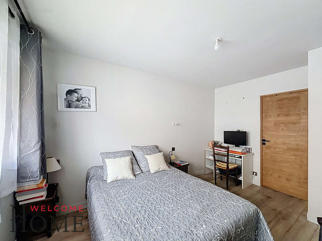 Appartement à LEVALLOIS-PERRET