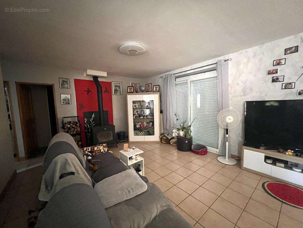 Maison  plain pieds 80 m2   12mn TGV - photo 8