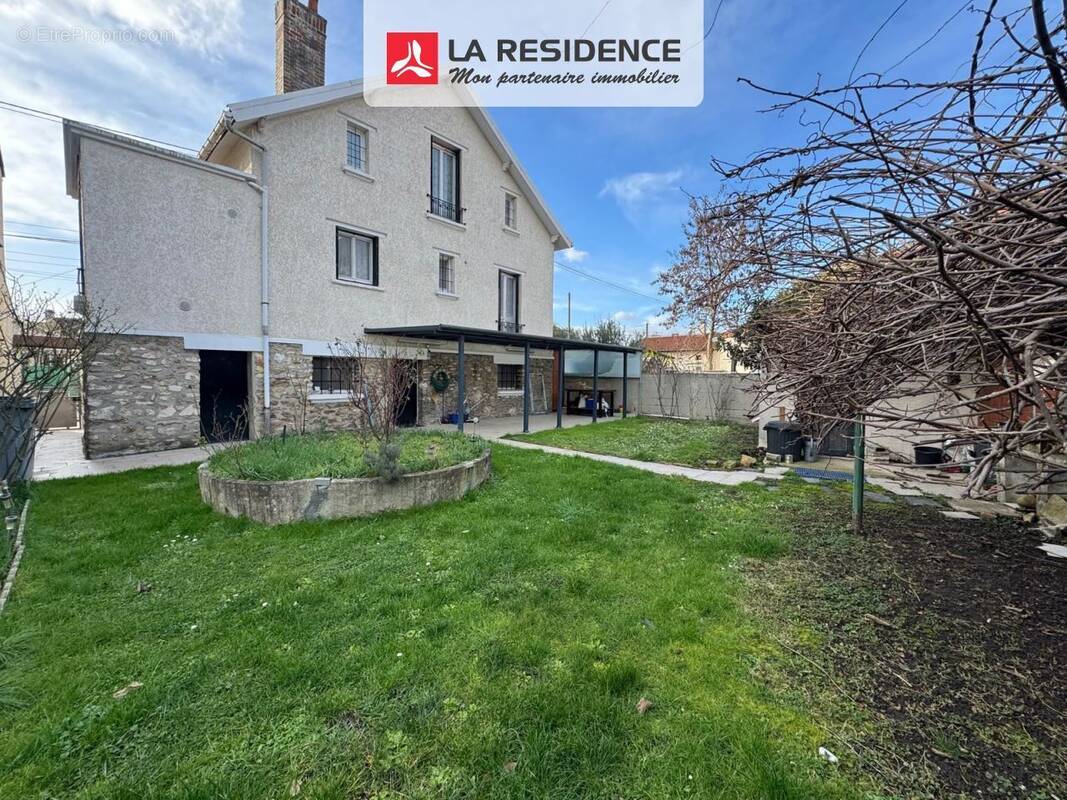 Maison à GARGES-LES-GONESSE