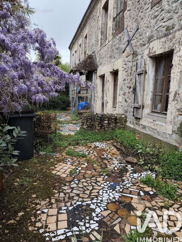 Maison 260 m² à Neufchatel-En-Saosnois  - photo 3