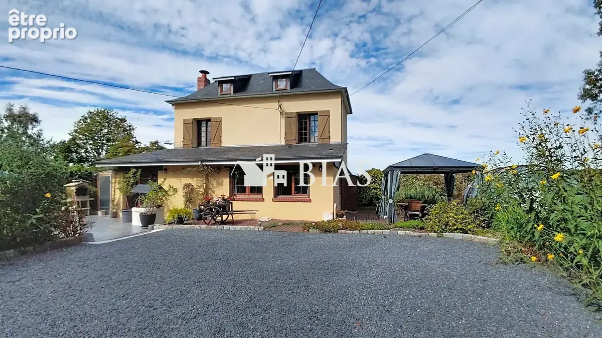 Maison à BOURG-ACHARD