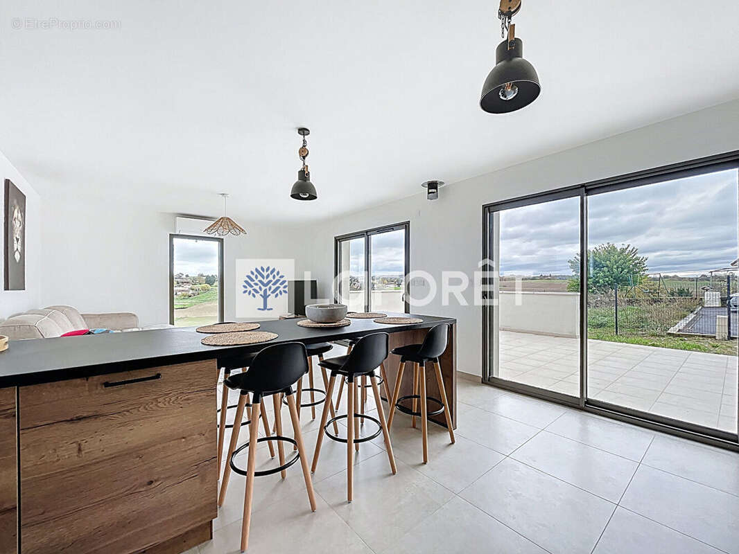 Maison à BOURGOIN-JALLIEU