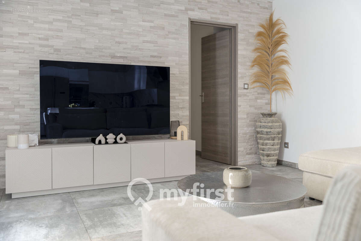 Maison à LA VALETTE-DU-VAR