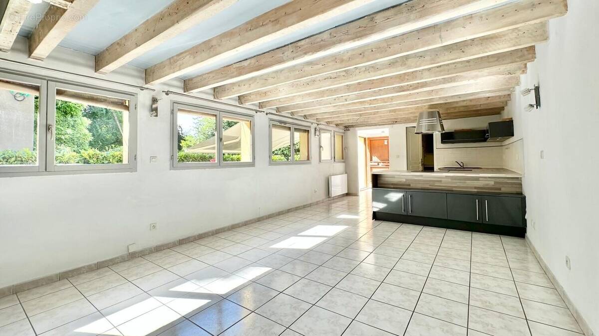 Maison 120 m² à Annecy  - photo 3