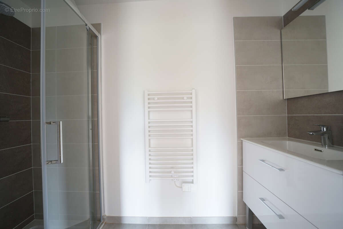 Appartement à ECHIROLLES