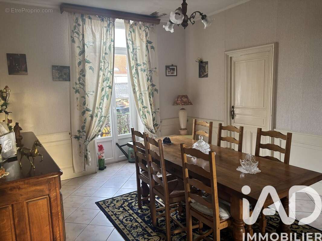 Photo 2 - Maison à LE CREUSOT