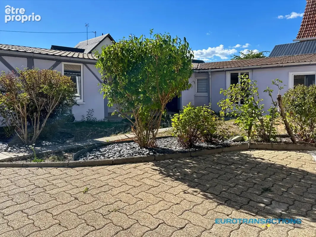 Maison de 5 pièces rénovée et au calme en impasse, de 100 m² (121 m² au sol) avec dépendance (80 m²) - photo 12