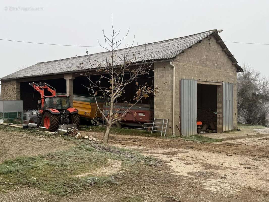 Maison à TAURIAC-DE-NAUCELLE