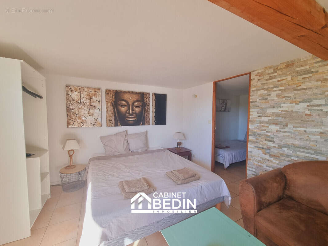 Appartement à LE PORGE
