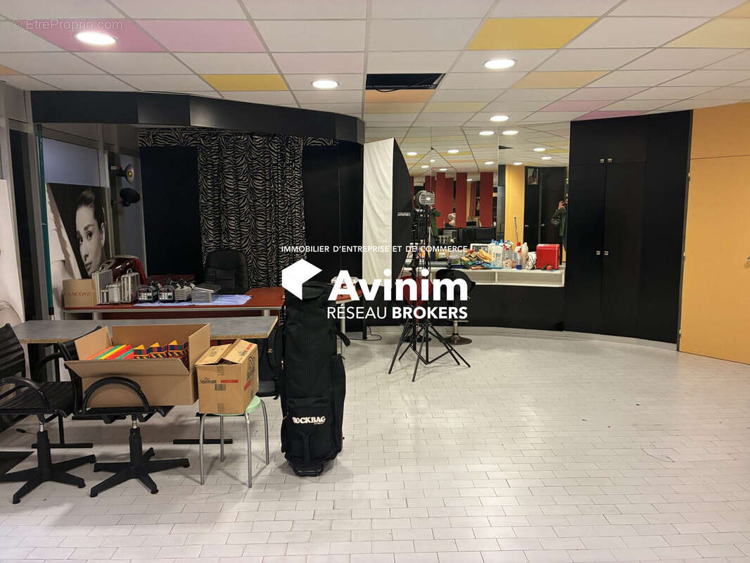 Commerce à MARSEILLE-8E