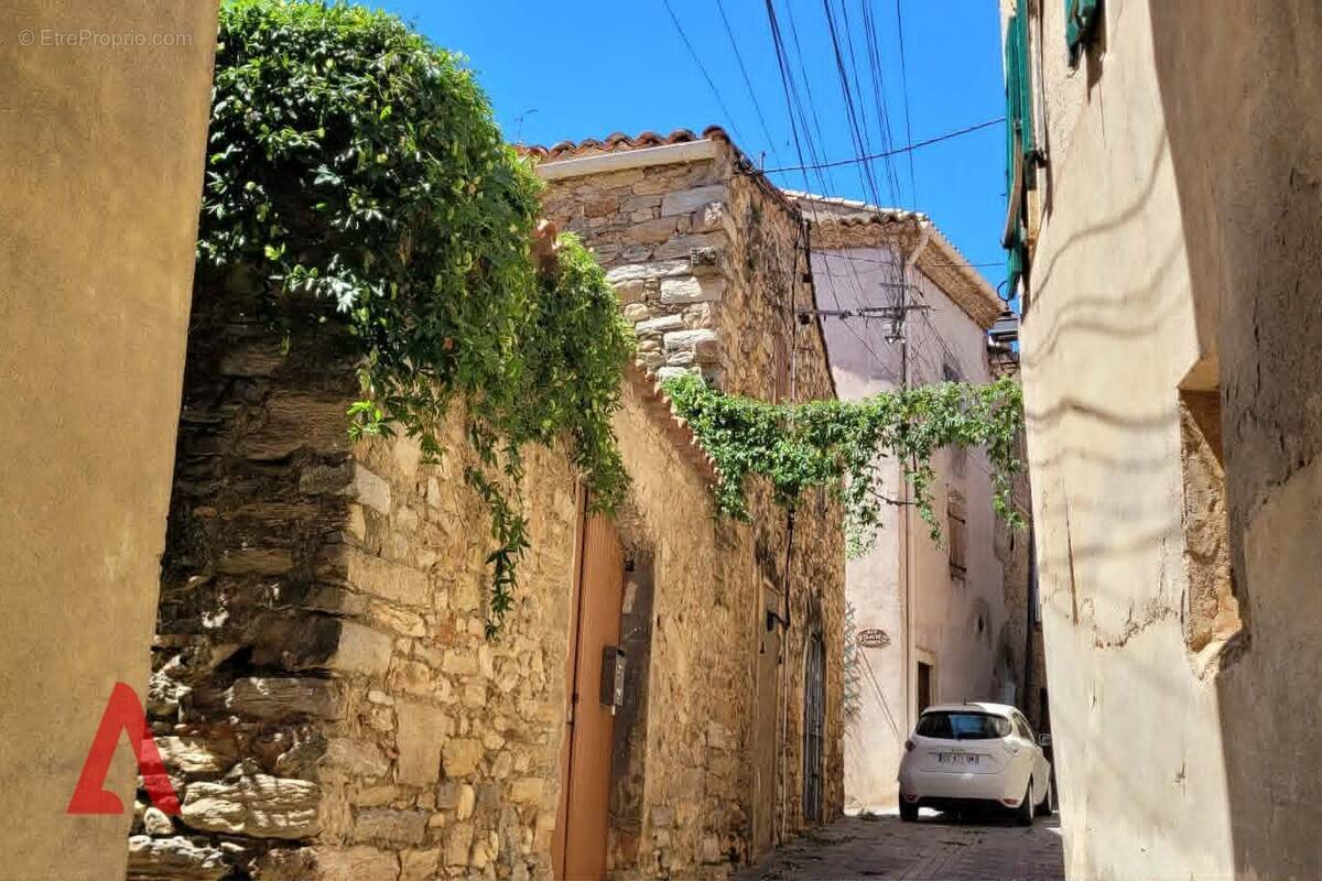 Maison à FAUGERES