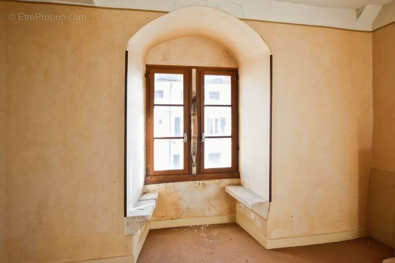 Maison à COUCHES