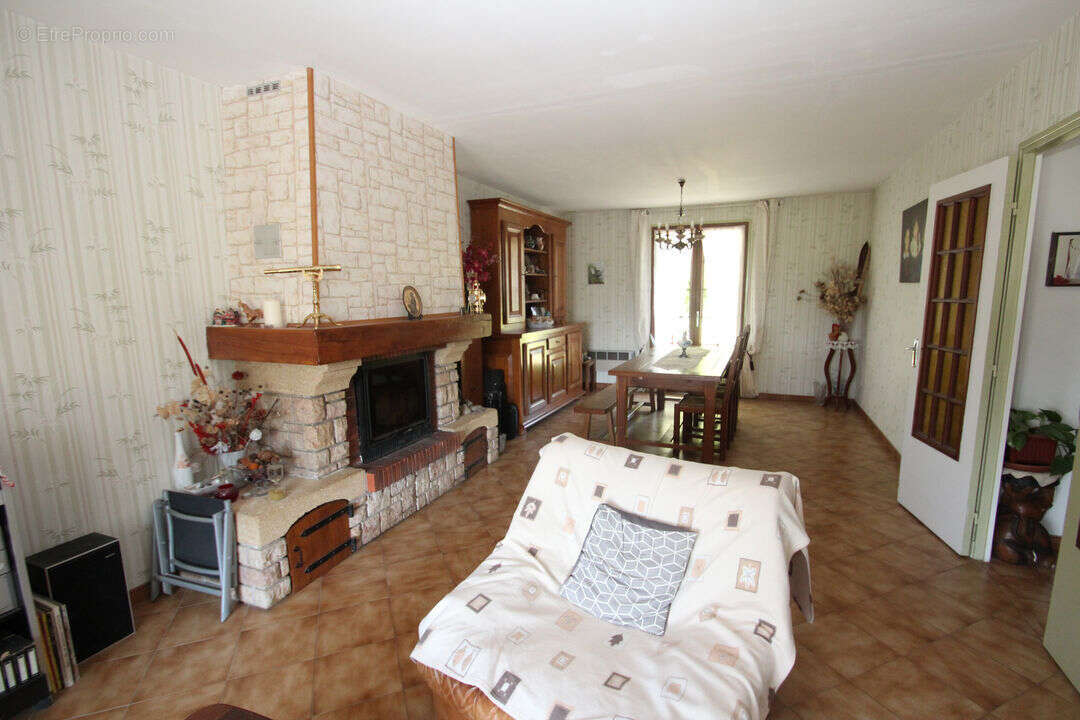 Maison à SAINT-OUEN-SUR-LOIRE