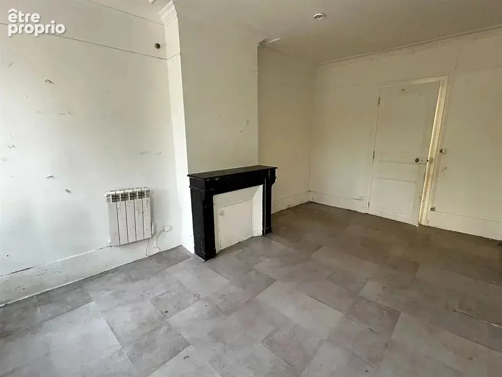 Appartement 2 pièces 43 m² à vendre à Paris-18e (75018) - photo 2
