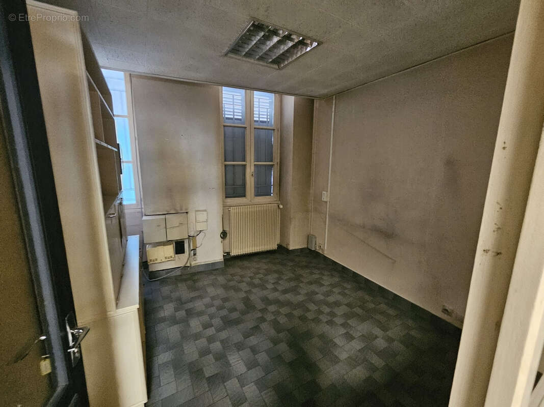 Commerce à SAINT-CLAUDE