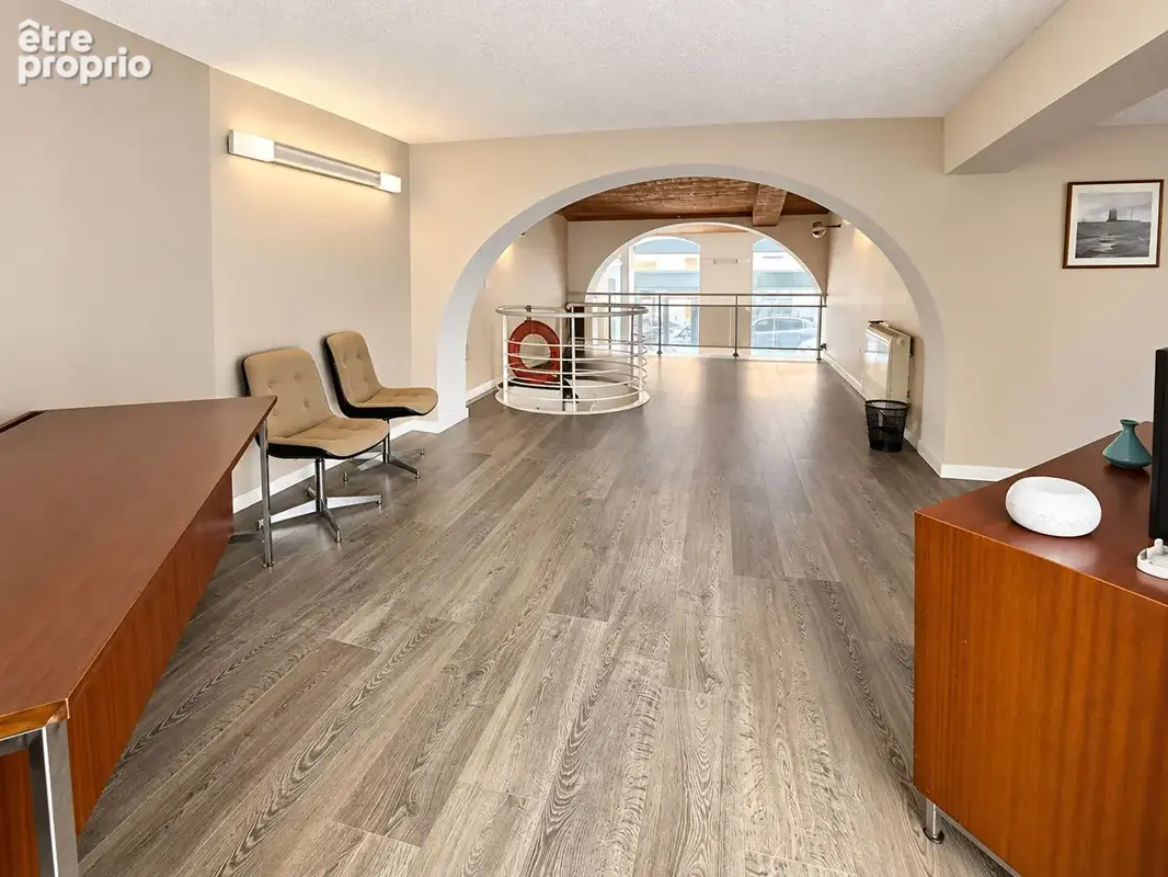 Local commercial Bastia 108 m2 - photo 7