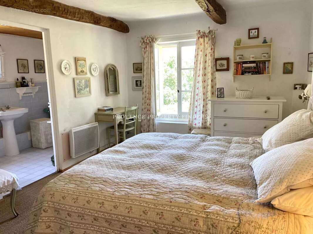 Maison à CORRENS