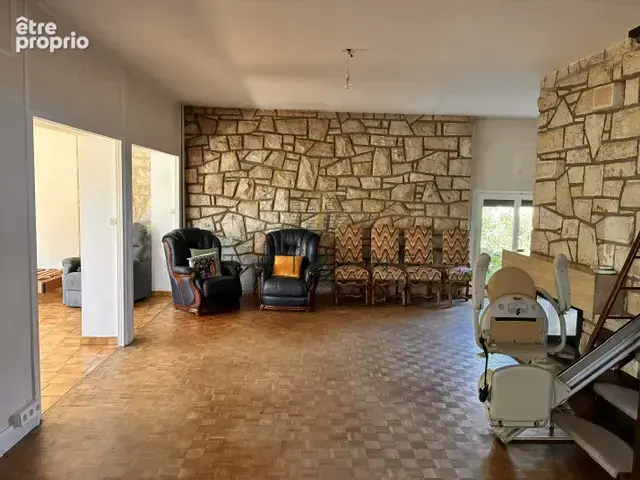 Opportunité, maison 5 chambres avec garage et jardin - photo 2