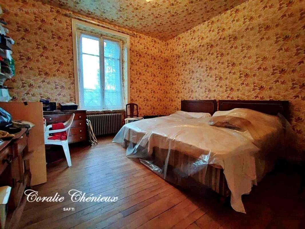 Photo 4 - Maison à YDES