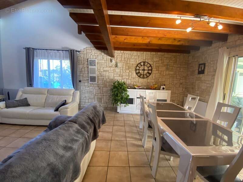 Maison à LE TAILLAN-MEDOC