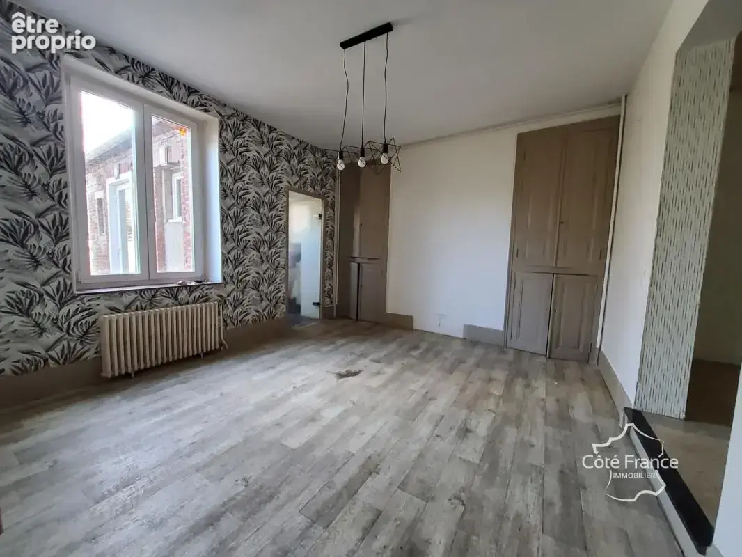 EXCLUSIVITÉ   IDÉAL FAMILLE. Revin (08). Maison cinq chambre - photo 5