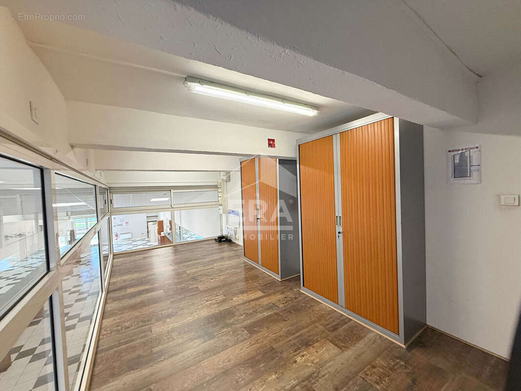 Local commercial 176m² à perpignan - photo 2