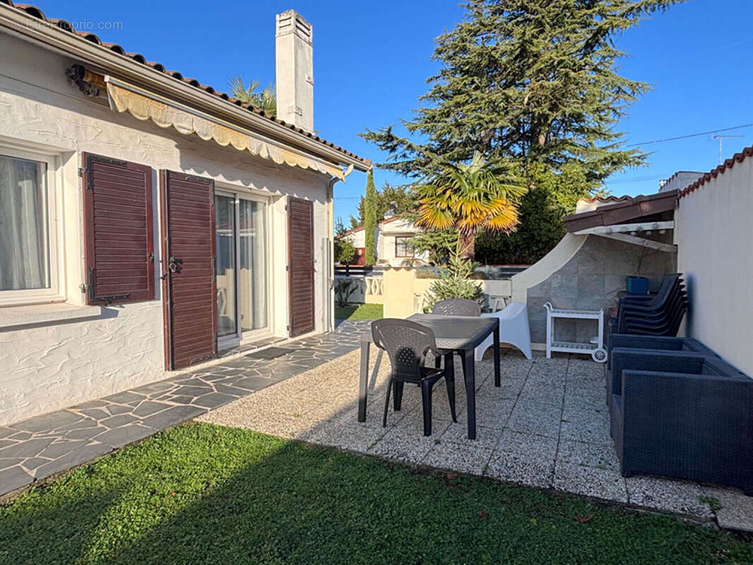 Maison à SAUJON
