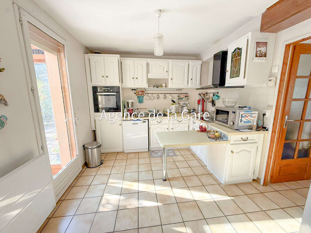 Maison à SARTROUVILLE