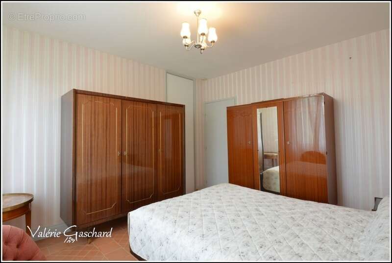 Maison à MOULIN-NEUF