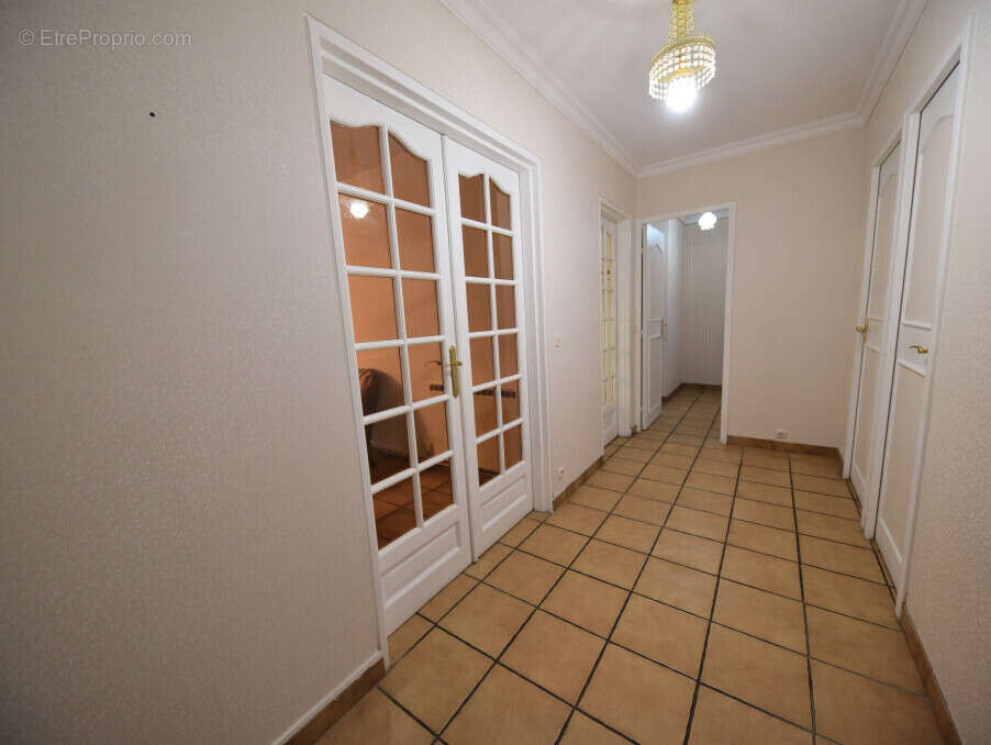 Appartement à VAIRES-SUR-MARNE